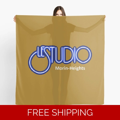 Le Studio Scarf White & Blue Logo MH White